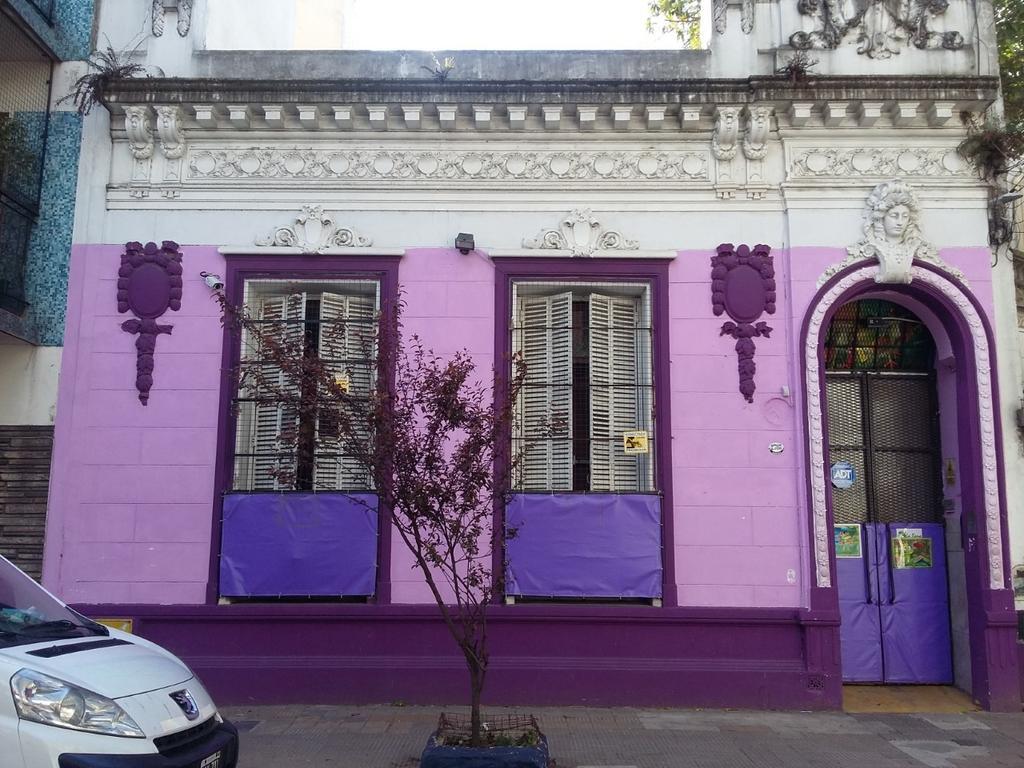 Hospedaje La Rana Buenos Aires Exterior photo