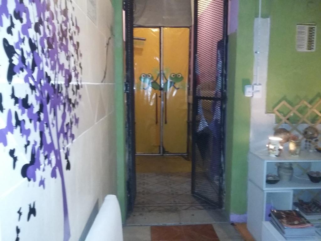 Hospedaje La Rana Buenos Aires Exterior photo